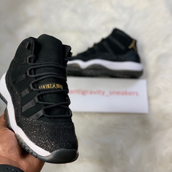 Jordan 11 Retro ‘Heiress’ - Picture 2 of 4